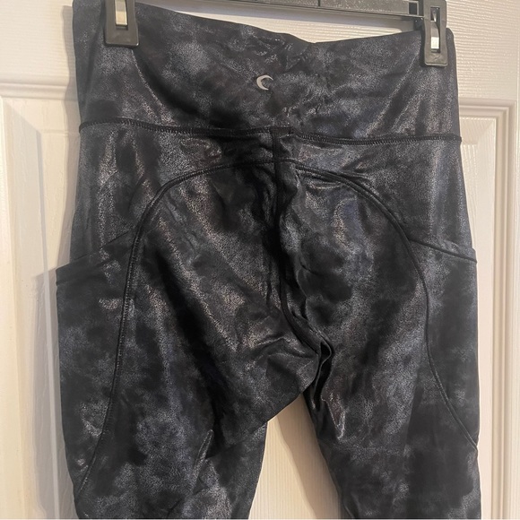 ZYIA Black Leggings with Pockets - Picture 5 of 9